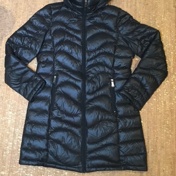 Andrew Marc Jackets & Blazers - Andrew Marc Women’s Black Puffer Jacket